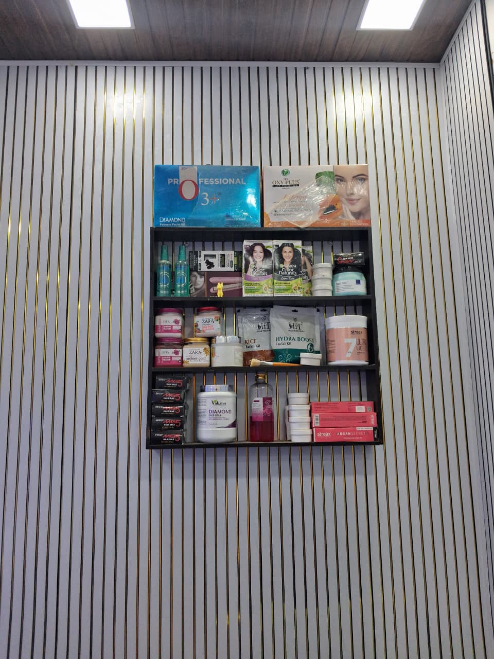 Sundar look salon