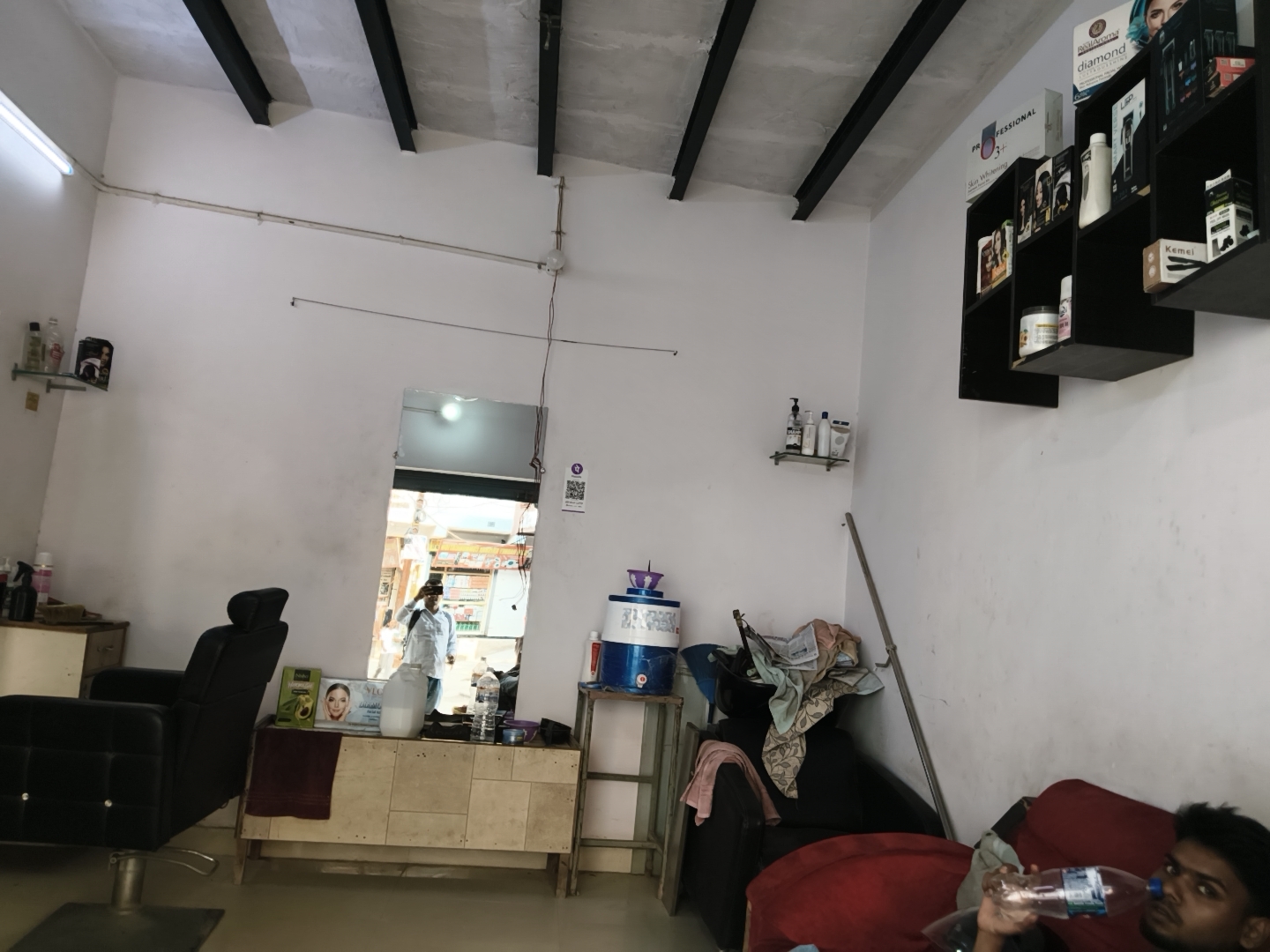 King Hair Cutting Salon