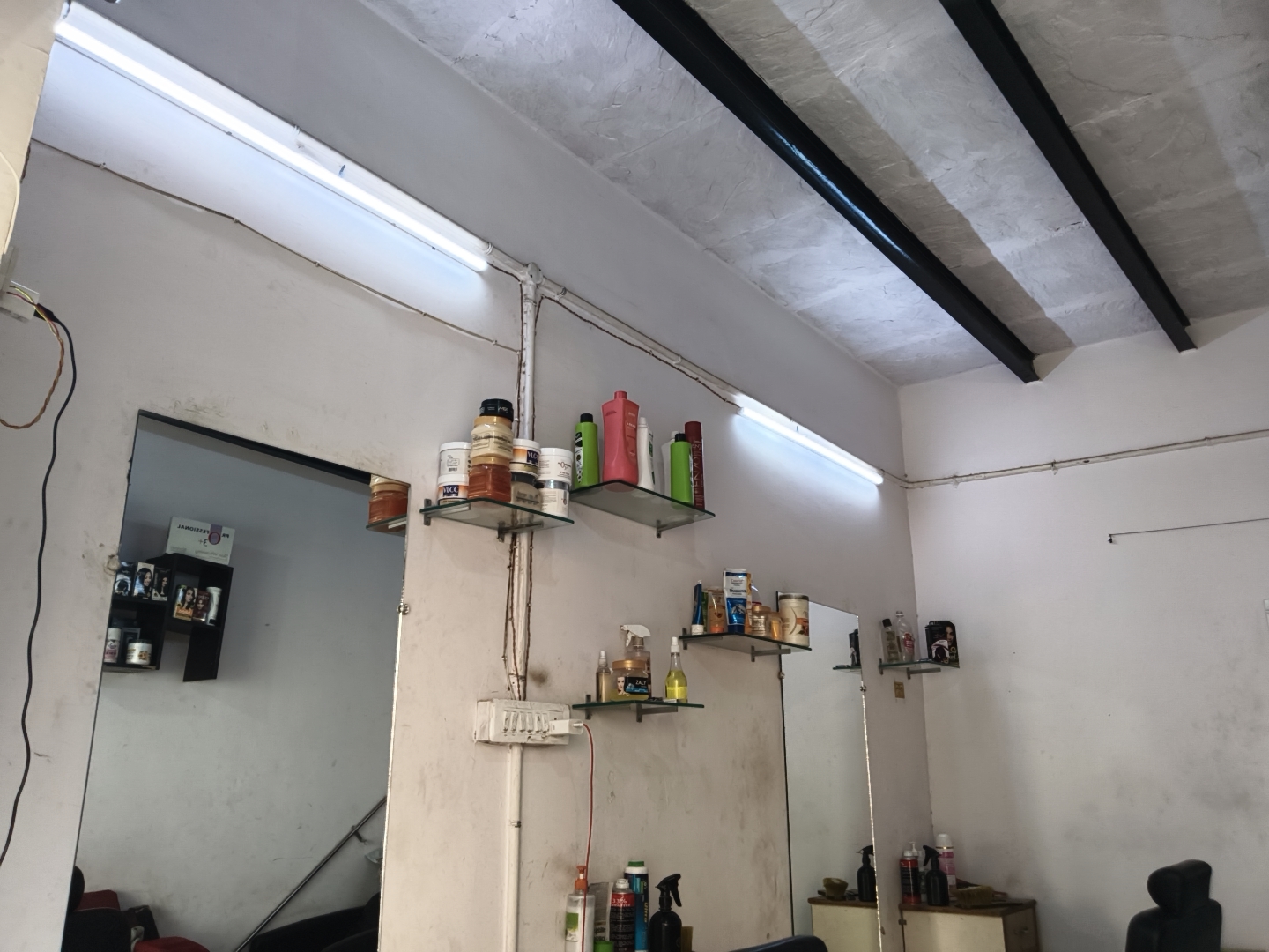 King Hair Cutting Salon