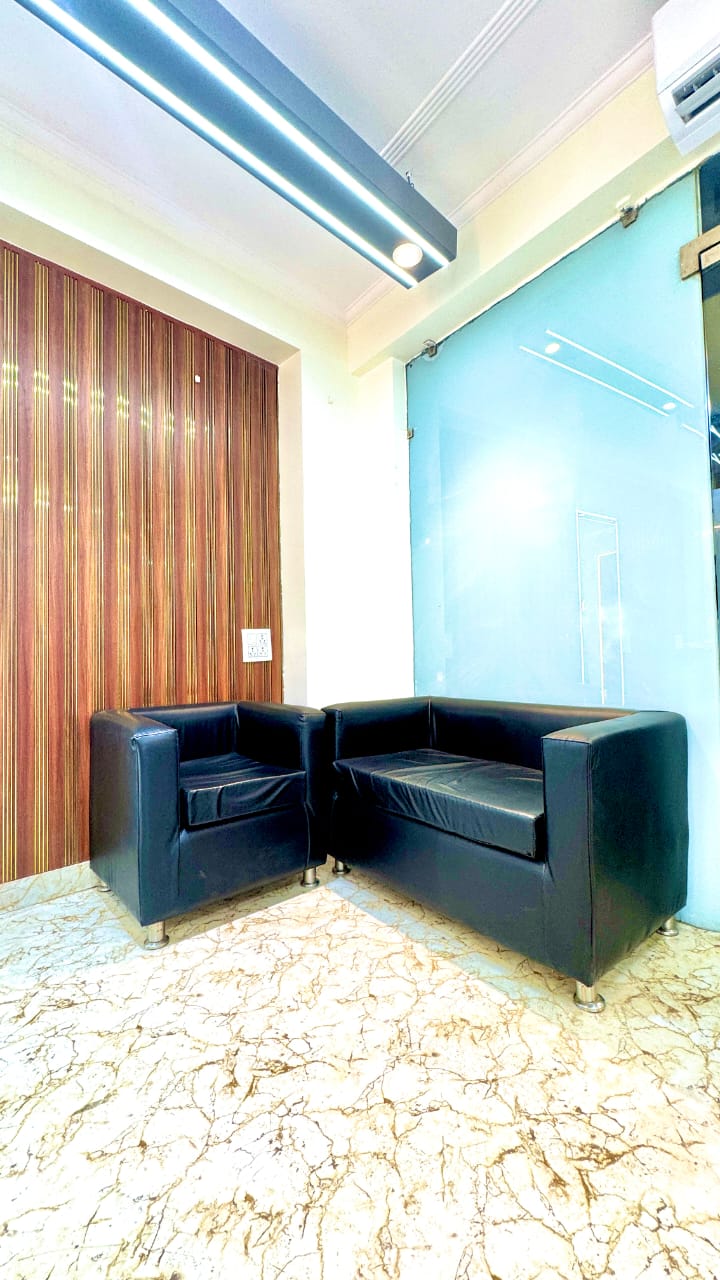 The looks unisex salon
