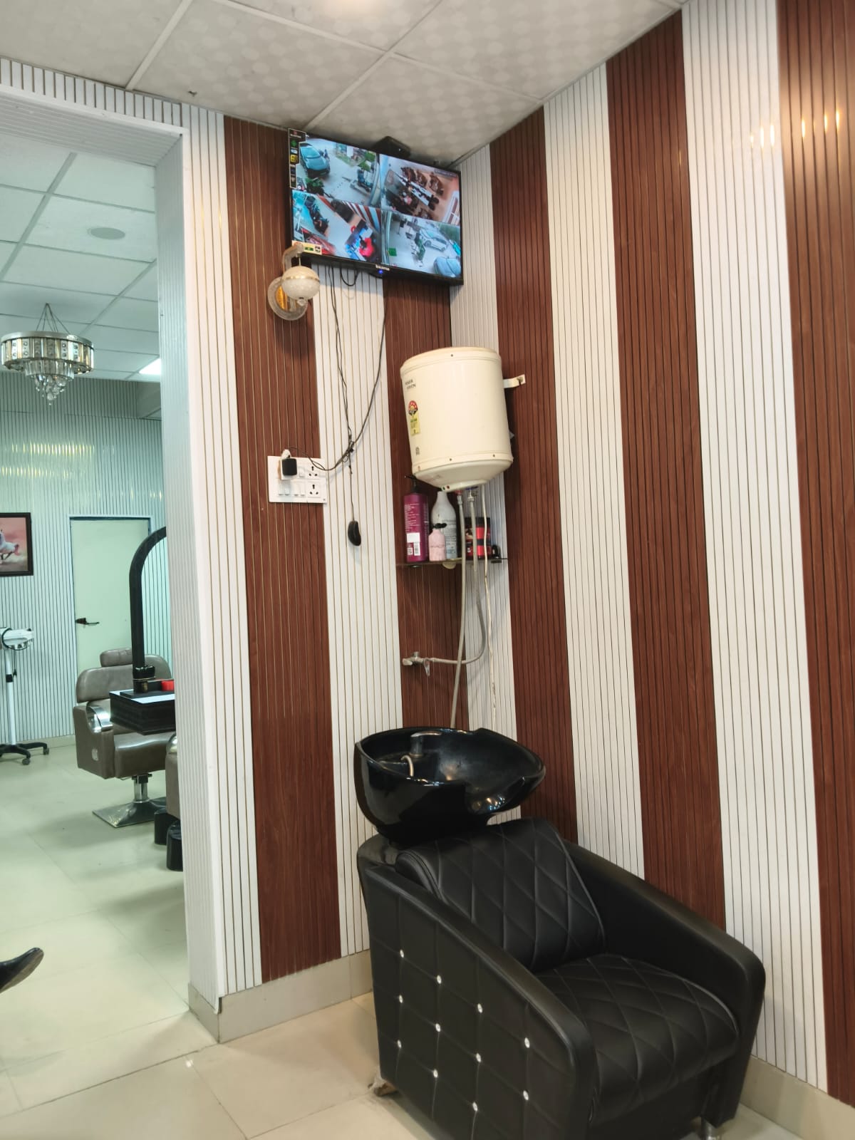 MS UNISEX SALON